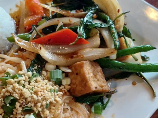 Thai Menu Kirkland | Hanuman Thai Cafe | Pad Thai, Curry