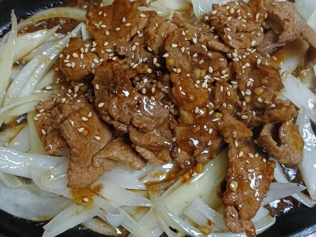 Heavenly Beef stir-fry with halal beef at Hanuman Thai Cafe Kirkland