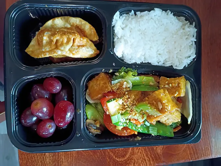 Veggy Deluxe Lunch Box